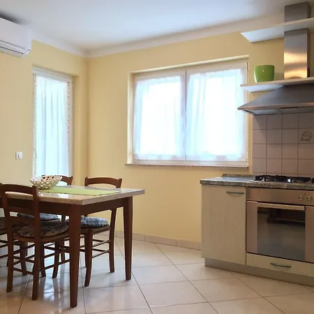 Apartment Ana Porec Exterior photo